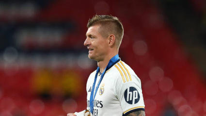 Toni Kroos celebra la Decimoquinta Champions League del Real Madrid.
