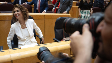 La vicepresidenta primera y ministra de Hacienda, María Jesús Montero, durante un pleno en el Senado