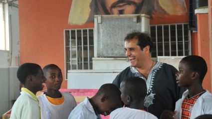 Martín Lasarte, obispo en Angola