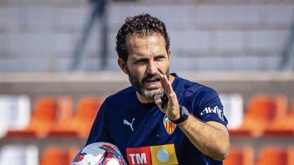 Baraja quiere sorprender al Cholo