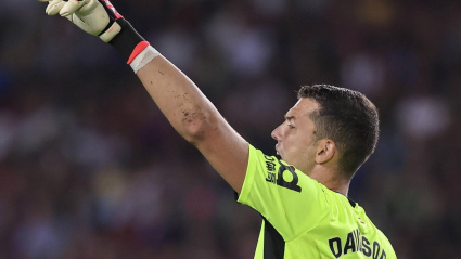 David Soria, con varias paradas, evitó una goleada azulgrana.