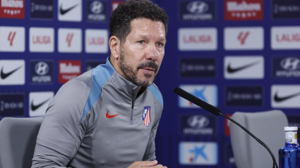 Simeone, durante la rueda de prensa posterior a un entrenamiento del Atlético.