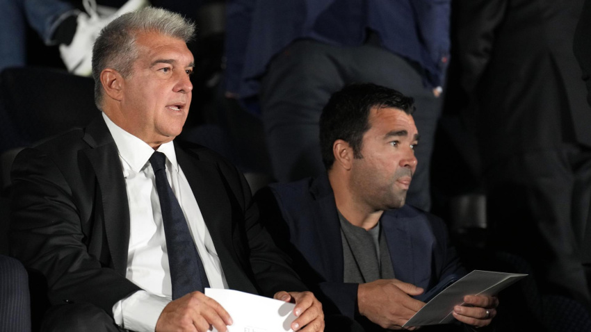Joan Laporta junto a Deco, director deportivo del Barcelona en un evento.