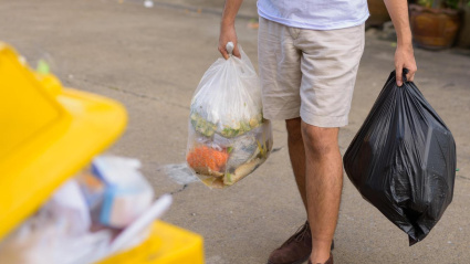 Hay que saber cómo tirar las cosas a la basura correctamente