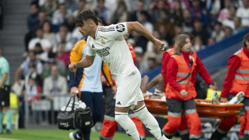 Raúl Asencio debutaba este sábado con el Real Madrid.