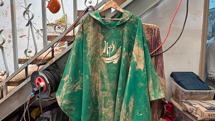 La parroquia de Santa Fe, en Alfafar, tras la DANA