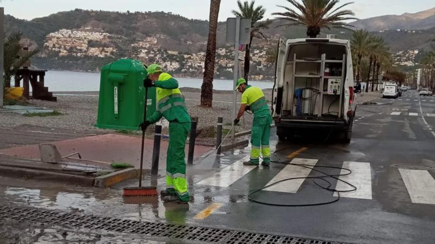 Paseo marítimo de La Herradura