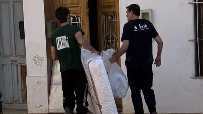 Miembros de la Hermandad de la Esperanza en Valencia