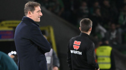 El entrenador del Burgos, Luis Miguel Ramis, en el Racing - Burgos CF