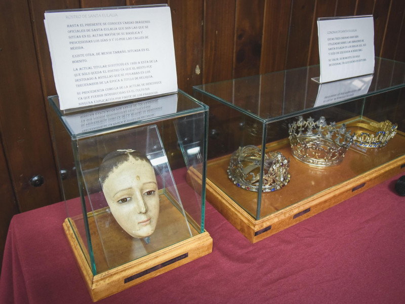 Detalles del rostrillo de la Mártir