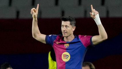 Lewandowski celebra su gol número 100 en Champions