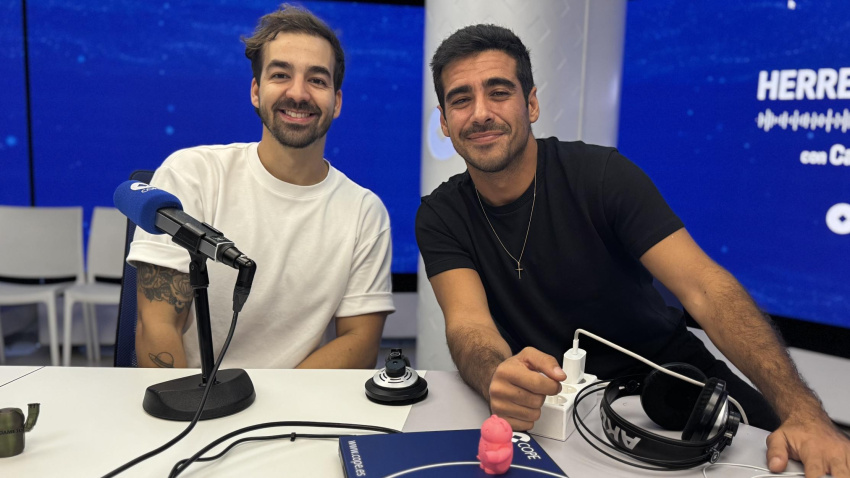 Guillermo Gauna-Vivas, junto a Alberto Herrera