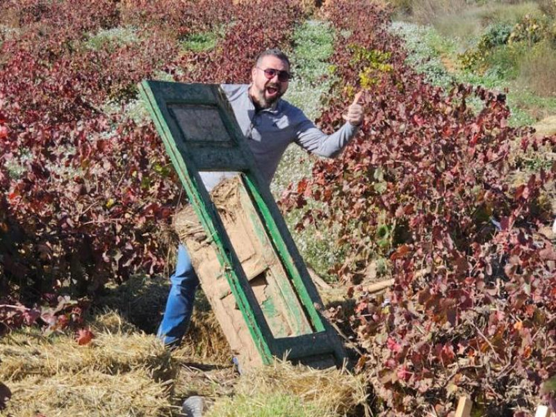 La puerta verde encontrada a un kilómetro