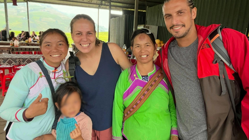 Aquí están Mumu, su madre y su hija de 6 años junto a nuestros findenautas