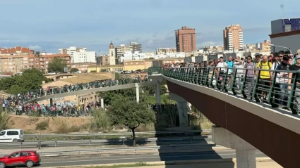 El paso peatonal hacia La Torre, en Valencia, se llamará Puente de la Solidaridad en honor a los voluntarios de la DANA