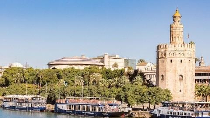 paseo en barco Cruceros Torre del Oro