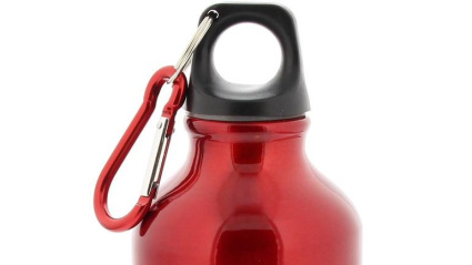 Las cantimploras de aluminio también hay que limpiarlas