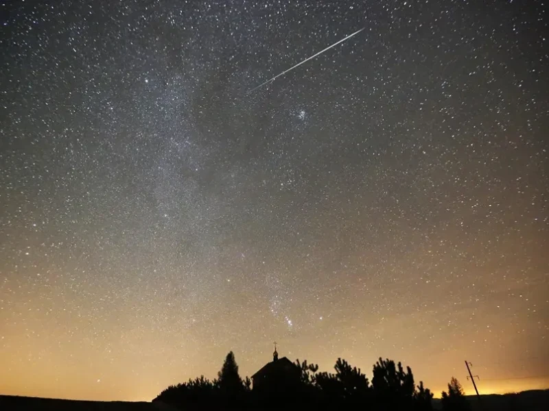 Vista de la lluvia de meteoros. EFE