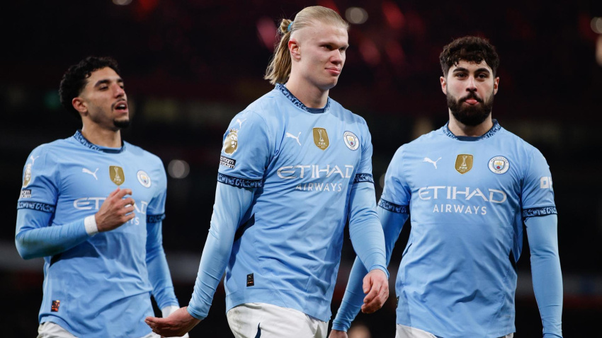 Erling Haaland celebra un gol en un partido del Manchester City.