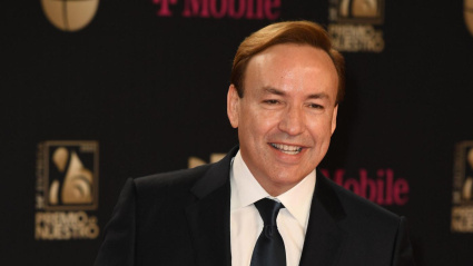 Javier Romero en el 34° Premio Lo Nuestro a la Música Latina de Univision en FTX Arena en Miami, Florida el 24 de febrero de 2022