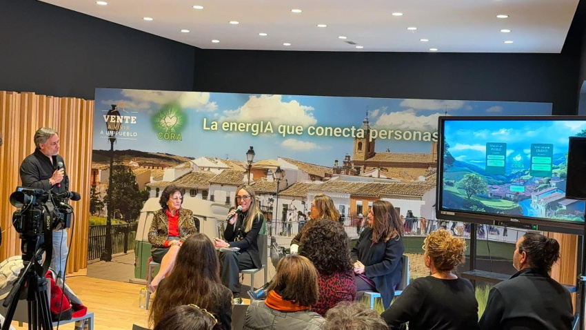 'Cora', la nueva app que busca conectar personas y que triunfa en los pueblos Burgos