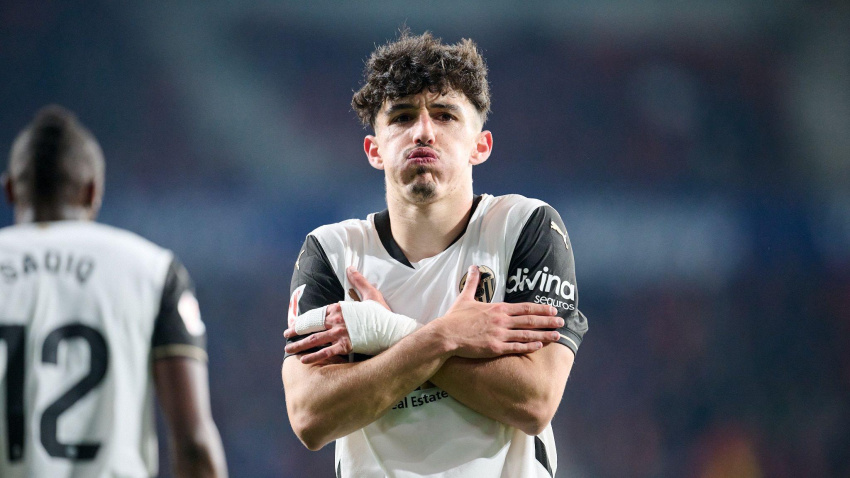 Diego López hizo el primero en el Sadar