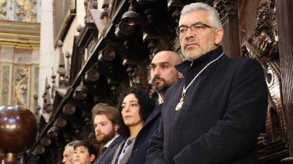 Miguel Fernández estuvo presente en el funeral celebrado en memoria de Paula Alvarellos