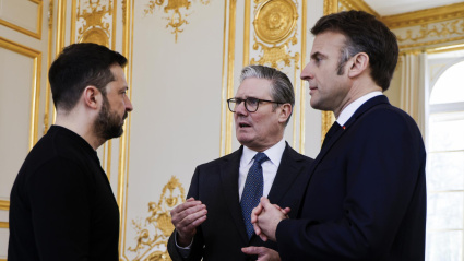 Macron y Stamer junto al presidente Zelenski que también se encuentra en París