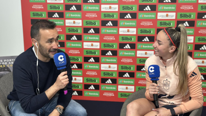 Juanma Castaño, con Athenea del Castillo en El Partidazo de COPE