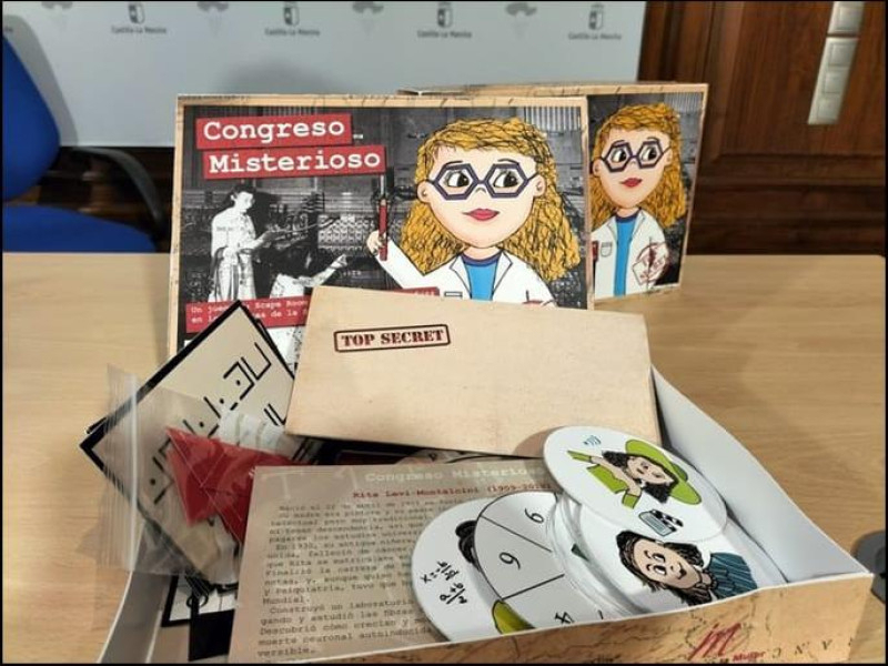 El juego contiene 20 tarjetas con la biografía de 20 científicas