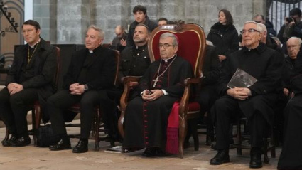 El arzobispo de Valladolid, Don Luis Argüello asiste al pregón de la Semana Santa de Valladolid