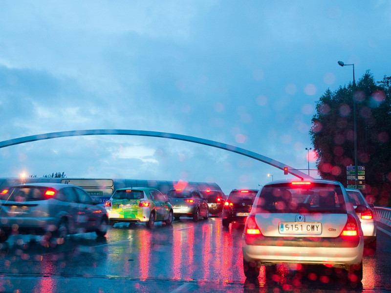 Autopista M-30 bajo la lluvia. Madrid
