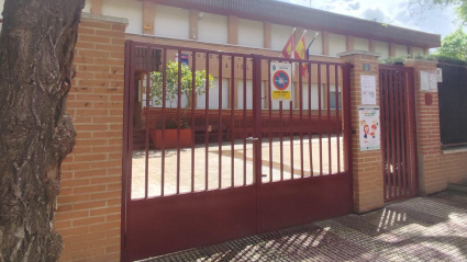 Fachada del CEIP 'Badiel', en Guadalajara capital