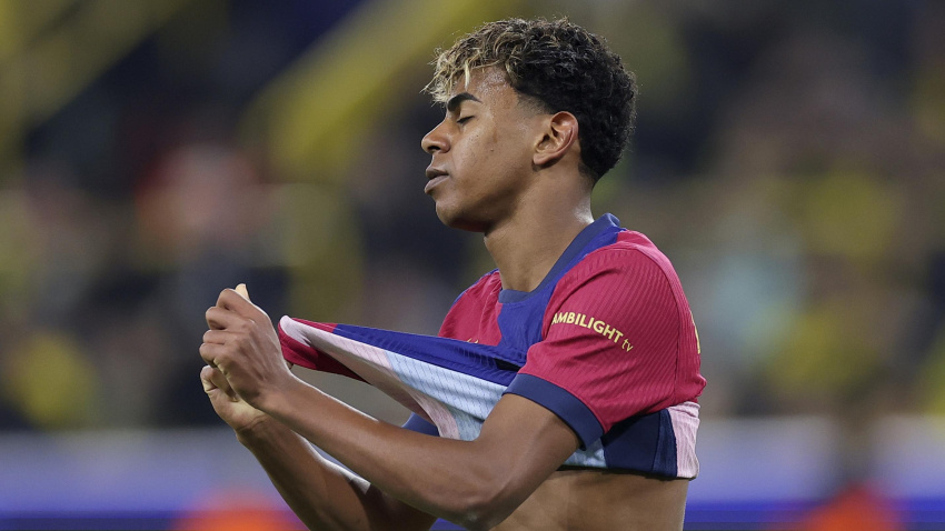 Lamine Yamal, desesperado, en el Dortmund - Barcelona