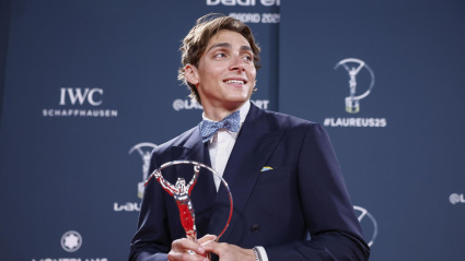Duplantis, con el Premio Laureus