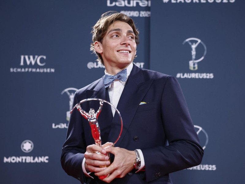 Duplantis, con el Premio Laureus