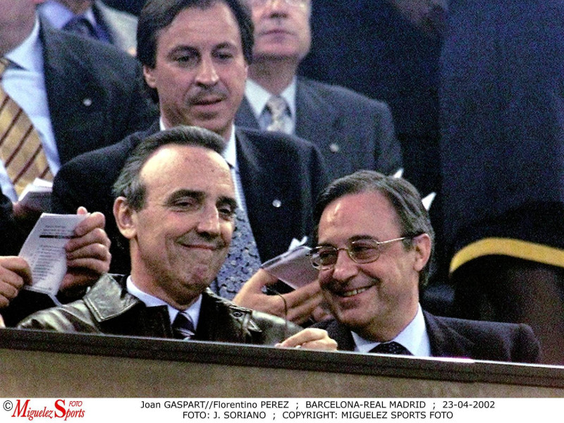 Joan Gaspart y Florentino Pérez, ambos como presidentes en el palco del Camp Nou