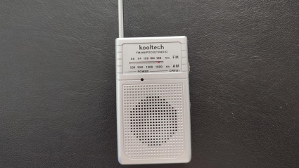 Los transistores han sido la única alternativa para que los ciudadanos se mantuvieran informados durante el apagón