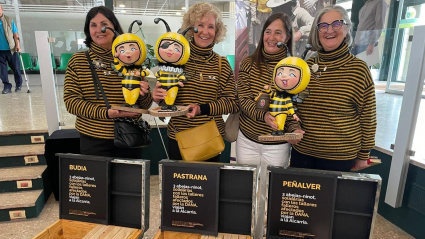 Las Burbutrizes son las promotoras del proyecto '3 Abejas-Ninot solidarias Viajan a la Alcarria'