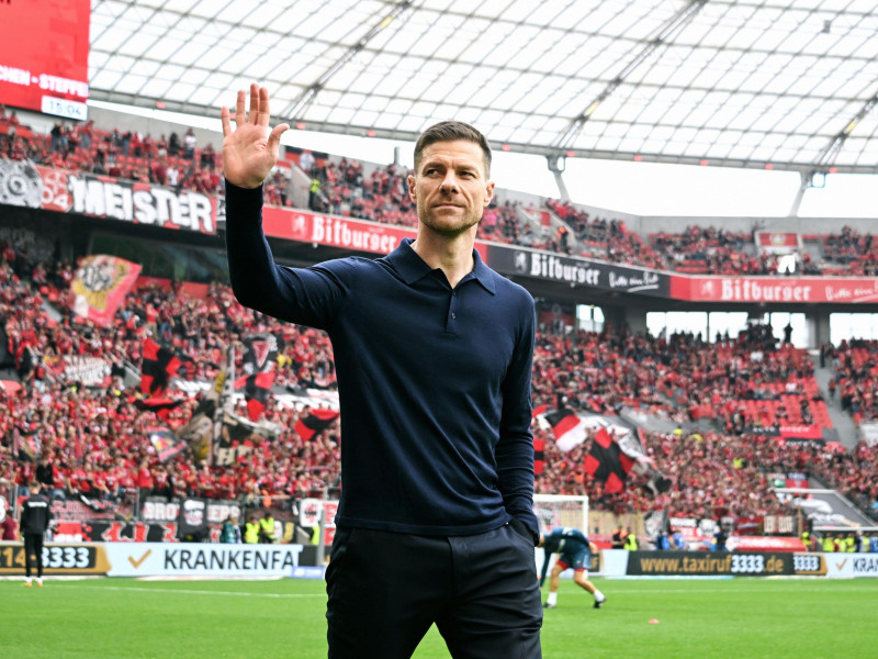 Bundesliga, BayArena Leverkusen; Bayer Leverkusen - FC Augsburgo; Entrenador Xabi Alonso