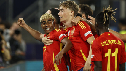 Lamine Yamal celebra el 5-1 de España contra Francia