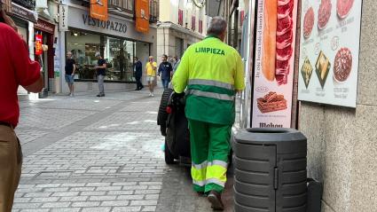 El personal de limpieza aumentará en cada turno