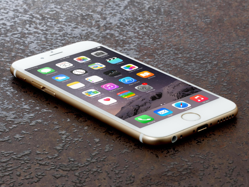 Un modelo del Iphone 6 apoyado encima de una mesa