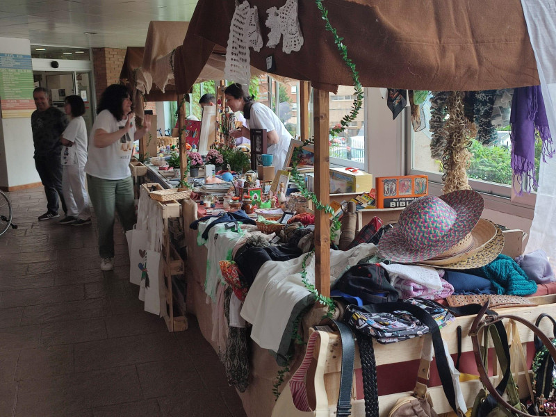 Entre las actividades conmemorativas, un mercadillo solidario