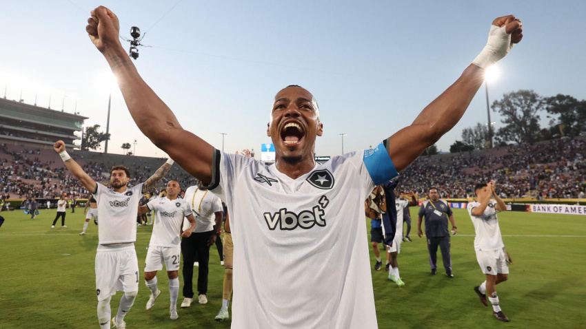 El conjunto brasileño dio la sorpresa y se impuso al PSG por 1-0.