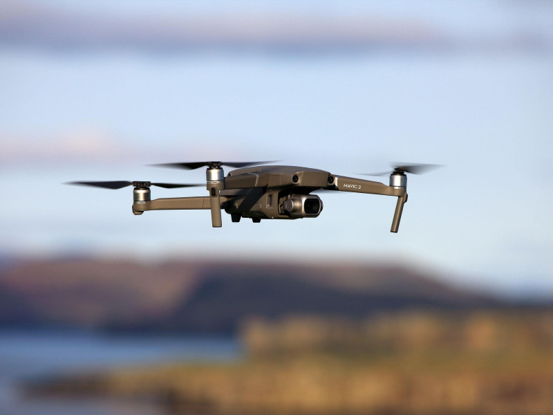 Un dron en pleno vuelo