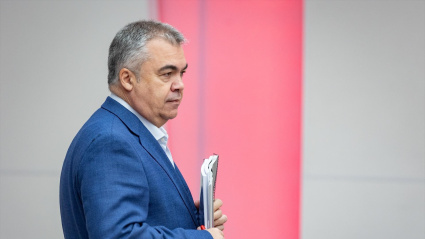 Santos Cerdán en la sede del PSOE