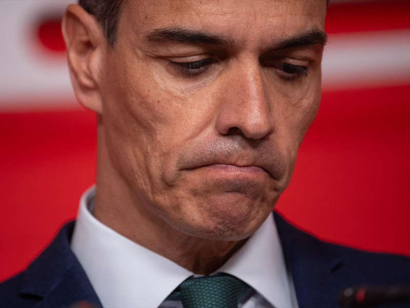El secretario general del PSOE y presidente del Gobierno, Pedro Sánchez, durante una rueda de prensa en la sede del PSOE