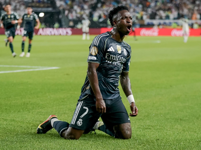 Vinicius Junior del Real Madrid reacciona tras marcar el gol del 1-0 contra el FC Salzburg durante el partido de la Copa Mundial de Clubes de la FIFA 2025 entre el FC Salzburg y el Real Madrid en Filadelfia.
