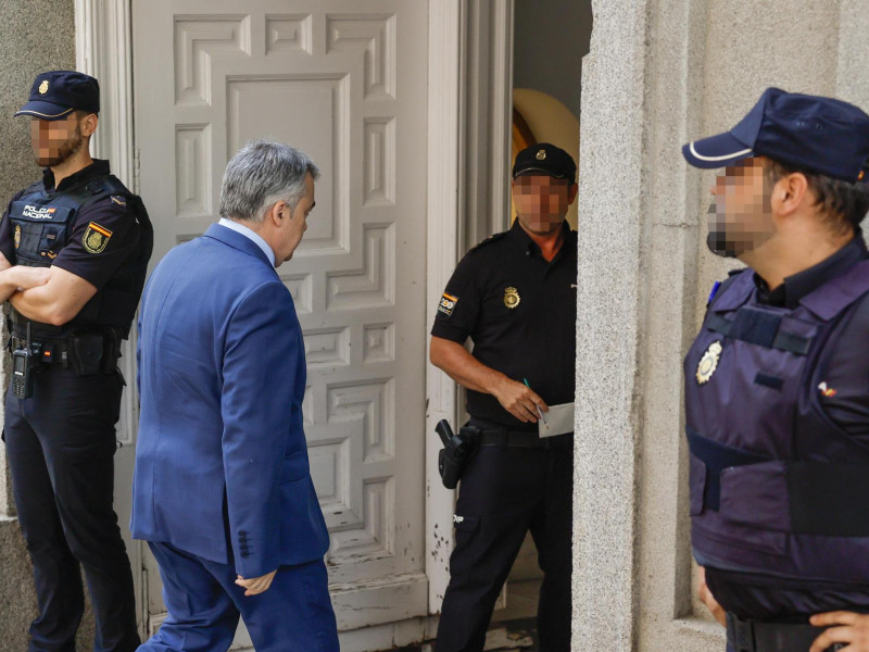 El ex secretario de organización del PSOE Santos Cerdán entrando al Tribunal Supremo